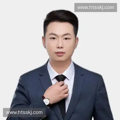 卢瑞